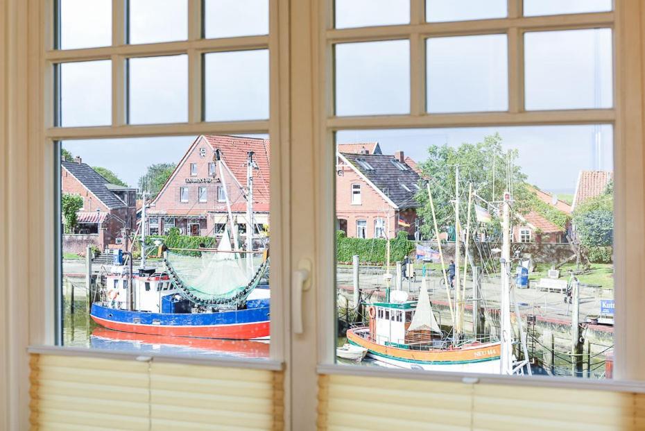 Ferienwohnung Cafe Störmhuus Neuharlingersiel Exterior foto