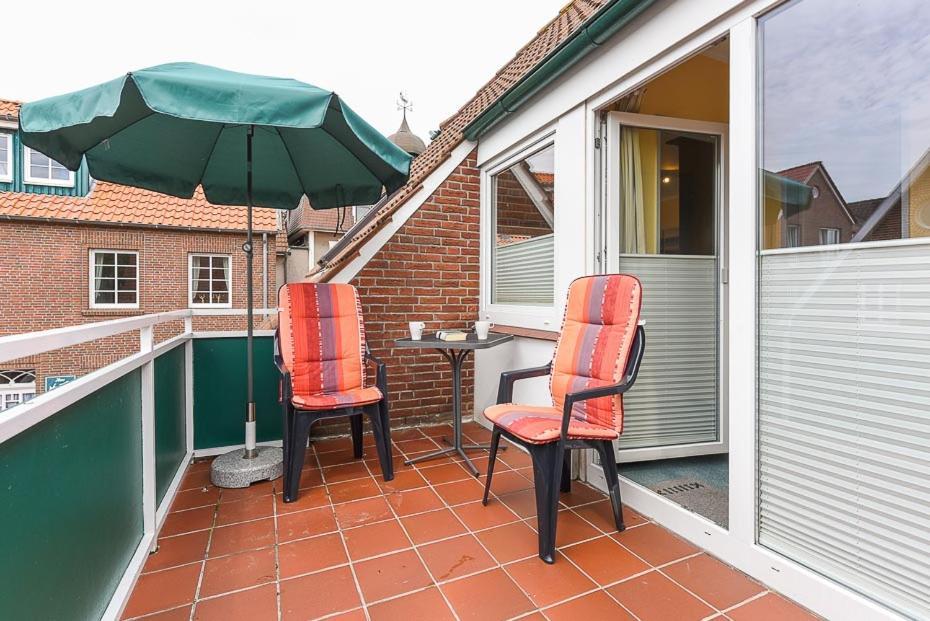 Ferienwohnung Cafe Störmhuus Neuharlingersiel Exterior foto